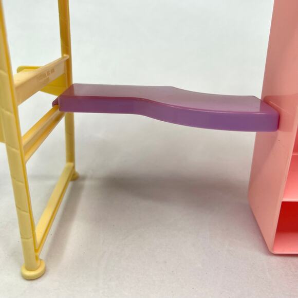 Vintage 90s Stacie Doll & Bed Set - Picture 5 of 12